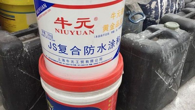 外墙防水施工，刷几遍更可靠？**