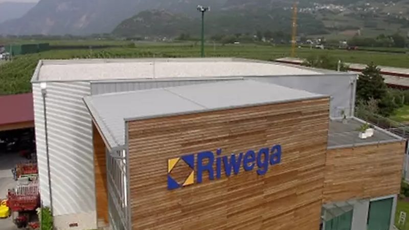 泳池防水卷材：规格型号解析与应用